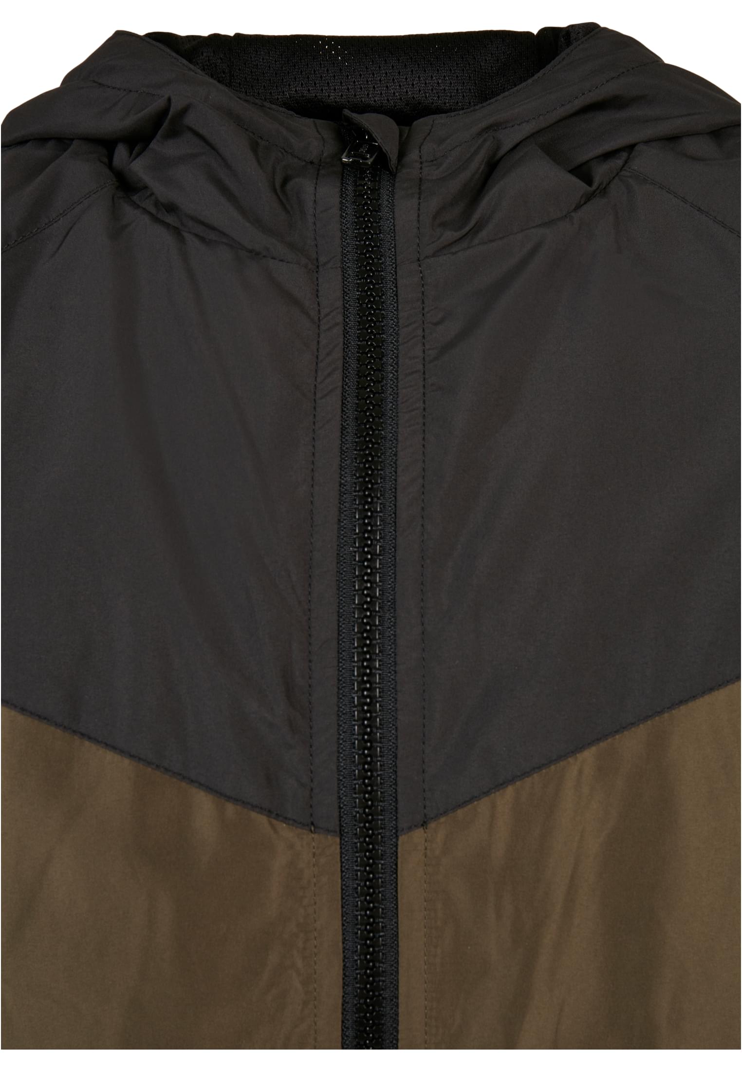 Boys 2-Tone Tech Windrunner | black/darkolive